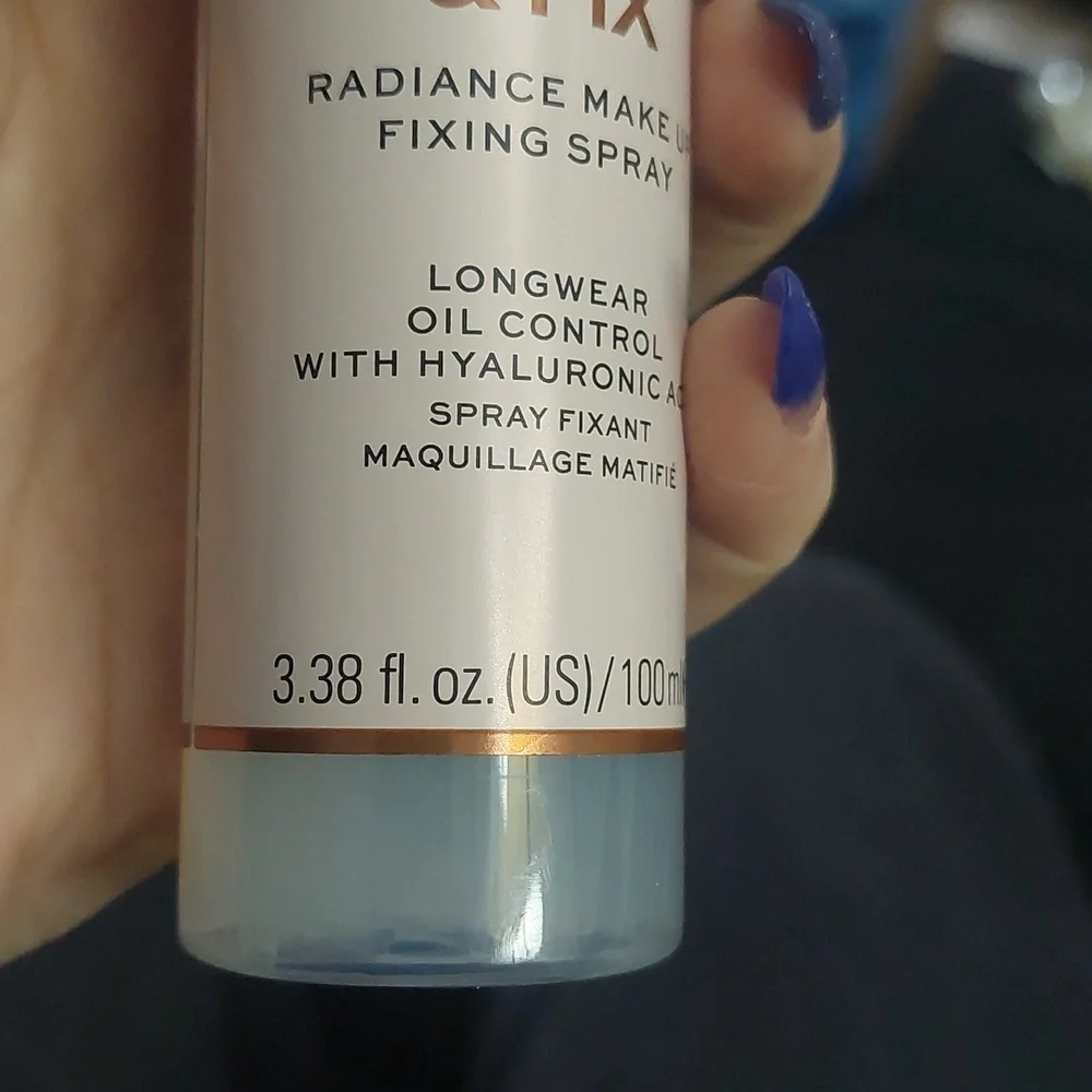 New‎ makeup revolution hydrate & fix spray